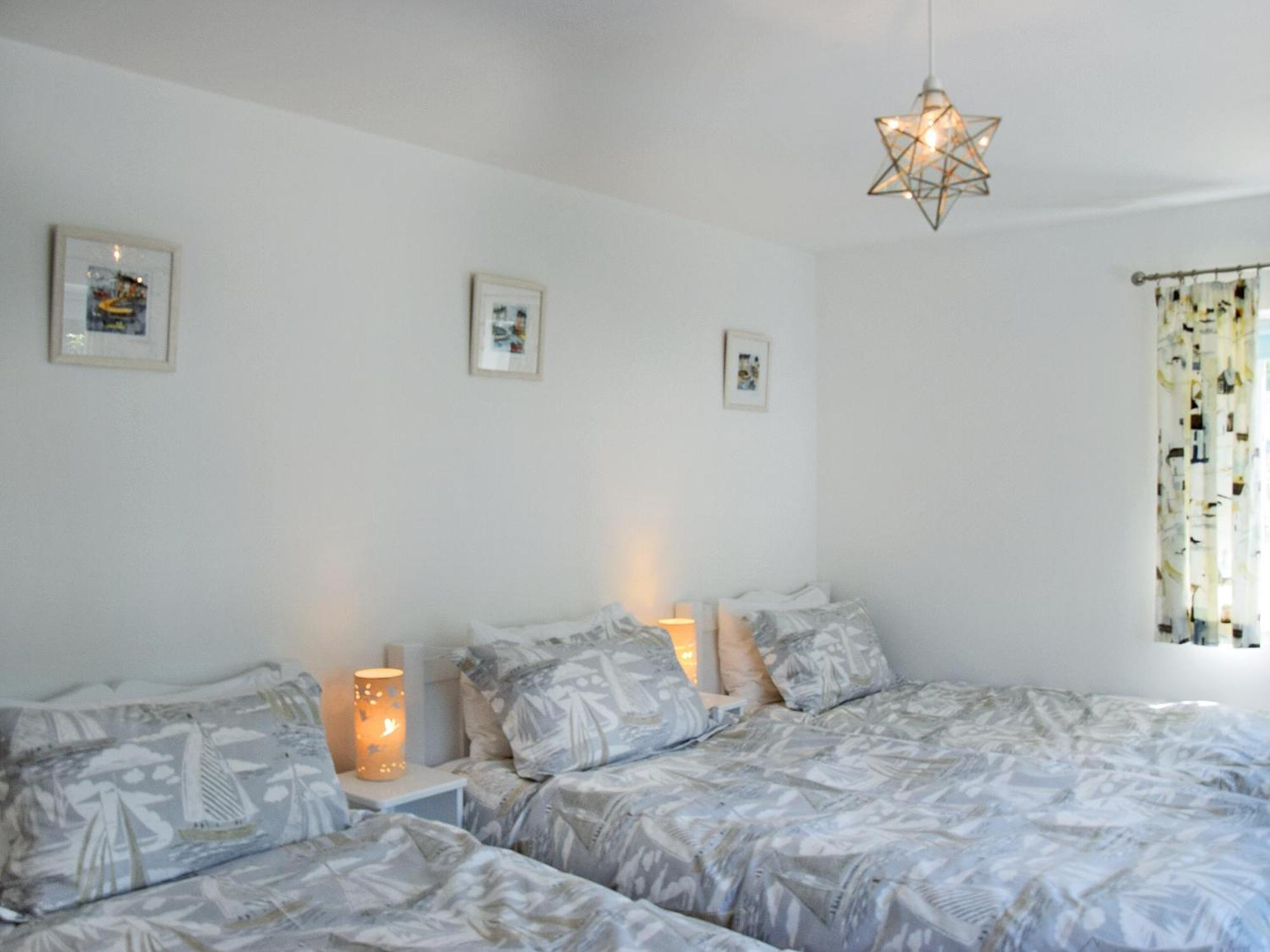 Woodbrook Cottage ブリッドポート エクステリア 写真
